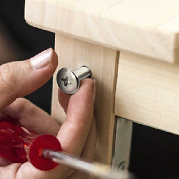 꾸밈닷컴 - 철물/산업용하드웨어 ▼ > 피스/나사못/볼트/앙카 ▼ > 볼트 > 커넥팅 볼트 너트 M6 M8 1개