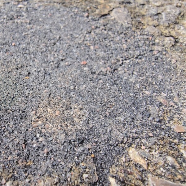 꾸밈닷컴 - 접착용품/케미컬/페인트 ▼ > 접착용품/케미컬류 > 아스팔트 드라이 크랙필러 1.36kg