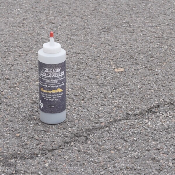 꾸밈닷컴 - 접착용품/케미컬/페인트 ▼ > 접착용품/케미컬류 > 아스팔트 드라이 크랙필러 1.36kg