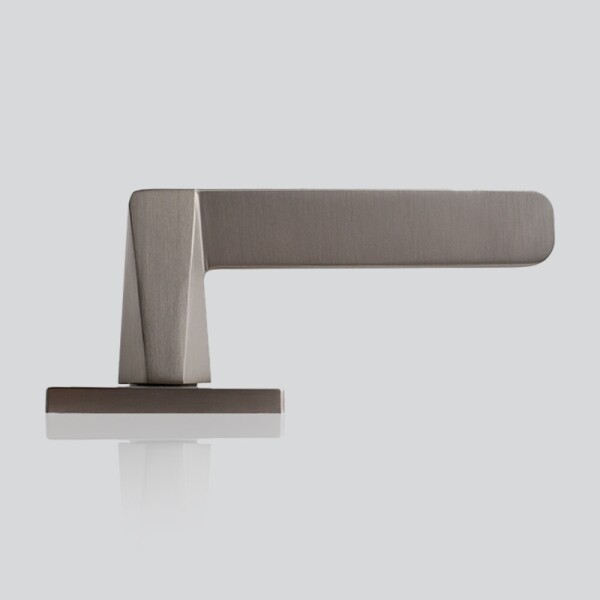 꾸밈닷컴 - 손잡이/도어락 ▼ > 방문손잡이 ▼ > 레버 버튼형 > 루체 방문손잡이 LU-291 (타공 55mm)