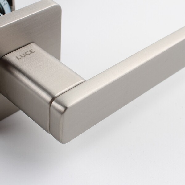 꾸밈닷컴 - 손잡이/도어락 ▼ > 방문손잡이 ▼ > 레버 버튼형 > 루체 방문 문손잡이 LU-482 (타공 45mm)