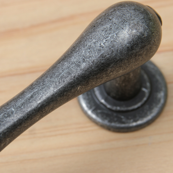 꾸밈닷컴 - 손잡이/도어락 ▼ > 가구손잡이 ▼ > P128mm > 2구 가구손잡이 화이트볼 (P128m/M)